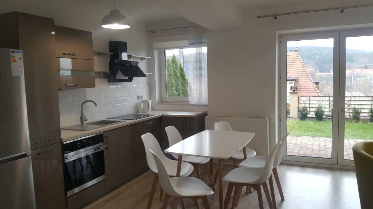 Apartament Z Widokiem-Blizej Zdroju Polanica-Zdroj Ngoại thất bức ảnh