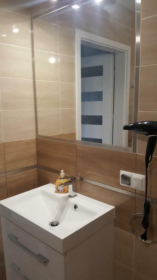 Apartament Z Widokiem-Blizej Zdroju Polanica-Zdroj Ngoại thất bức ảnh